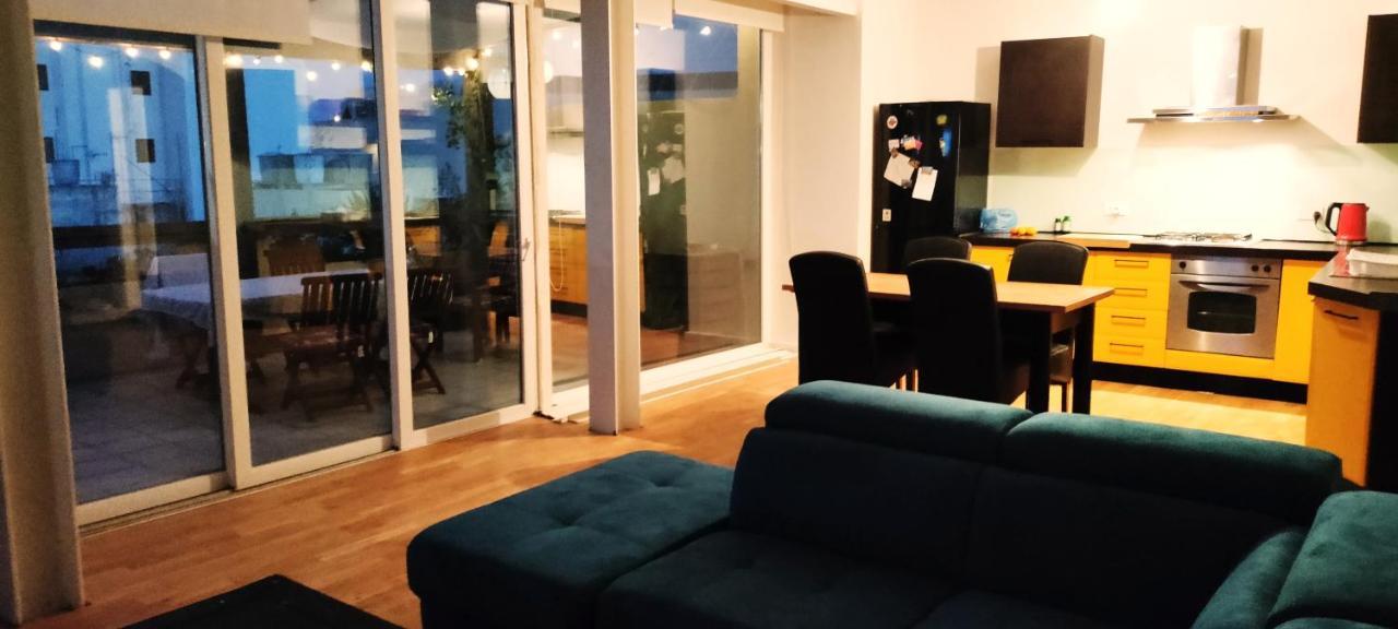 110 Sq.M. Stunning Penthouse With Large Terrace Lägenhet St. Paul's Bay Exteriör bild